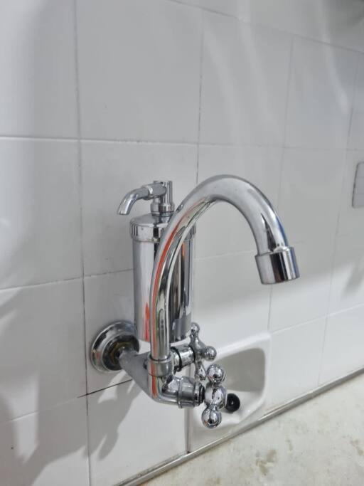 No Centro A 3 Min Da Praia, Pet Friendly E Wi Fi Apartment Peruibe